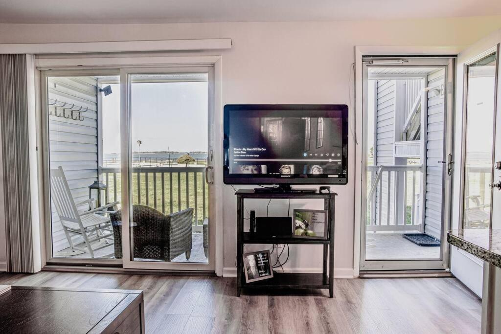Apartment Bethany By The Sea 1st Of 2 *